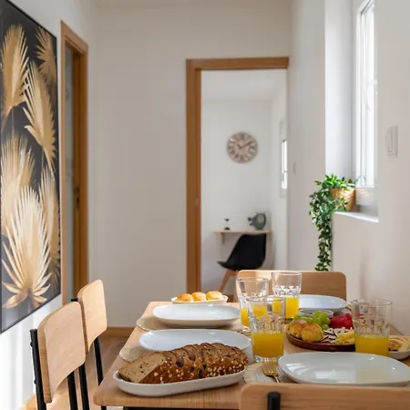 Bright & Spacious Flat In By Hostwise