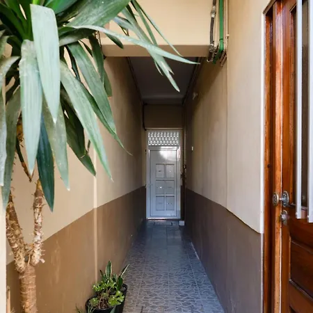 Bright & Spacious Flat In By Hostwise Apartman *