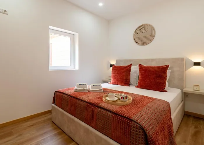 Bright & Spacious Flat In By Hostwise Appartement *